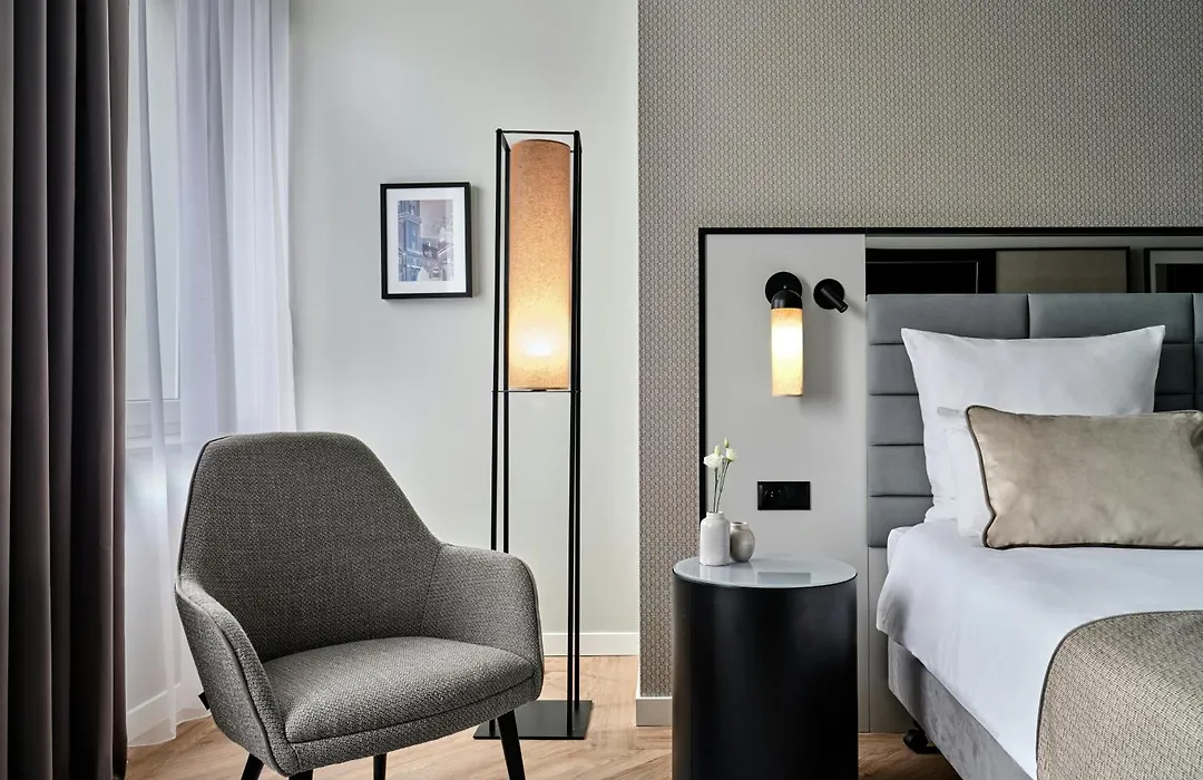 Leonardo Royal Hotel Warsaw-1